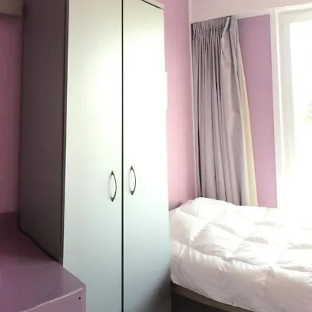 Mimosa M302 Apartment